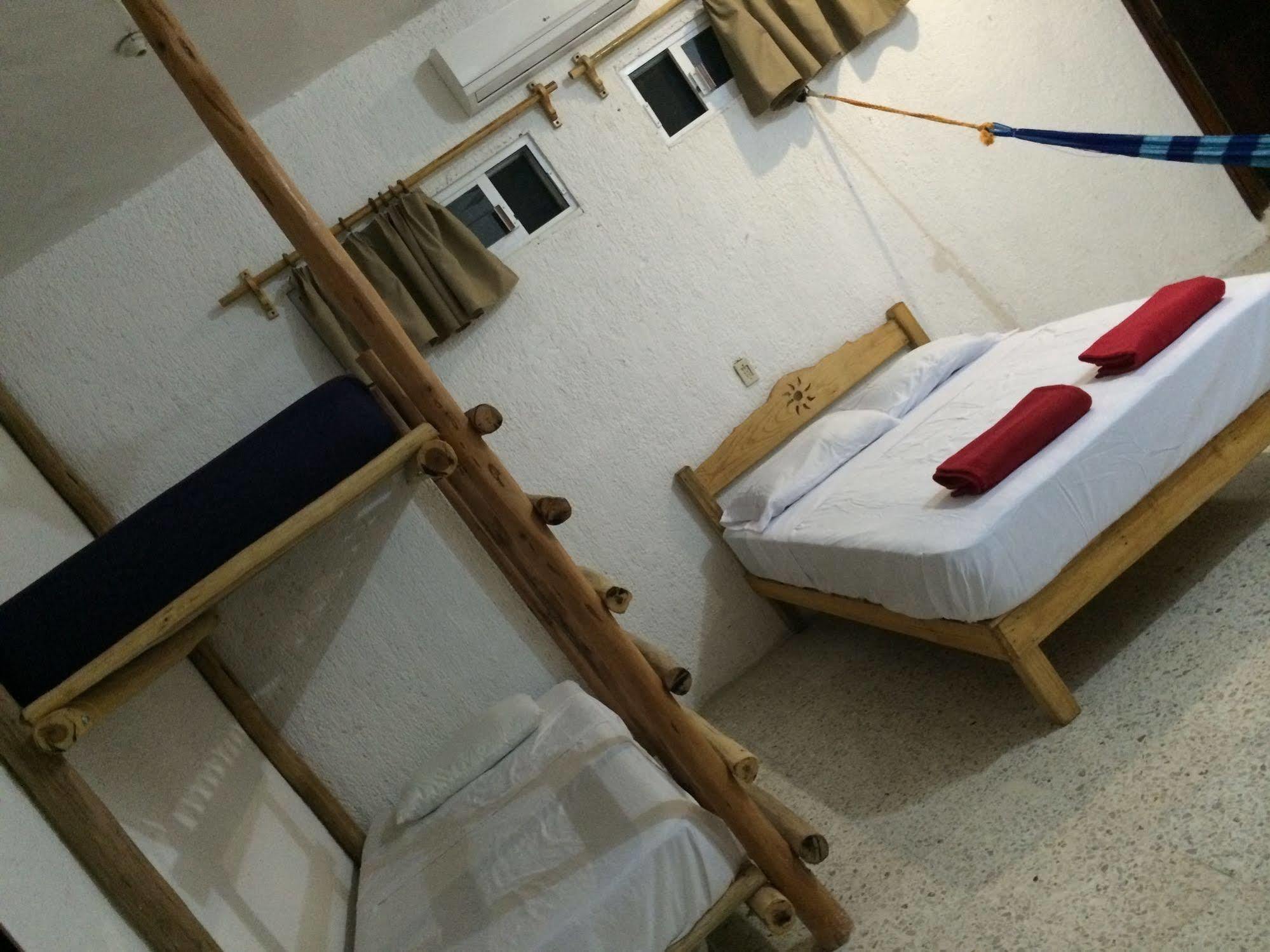 Hostel Mayayoga Tulum Exteriör bild